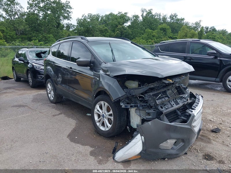 2018 Ford Escape Se Black vin: 1FMCU9GD9JUA53915