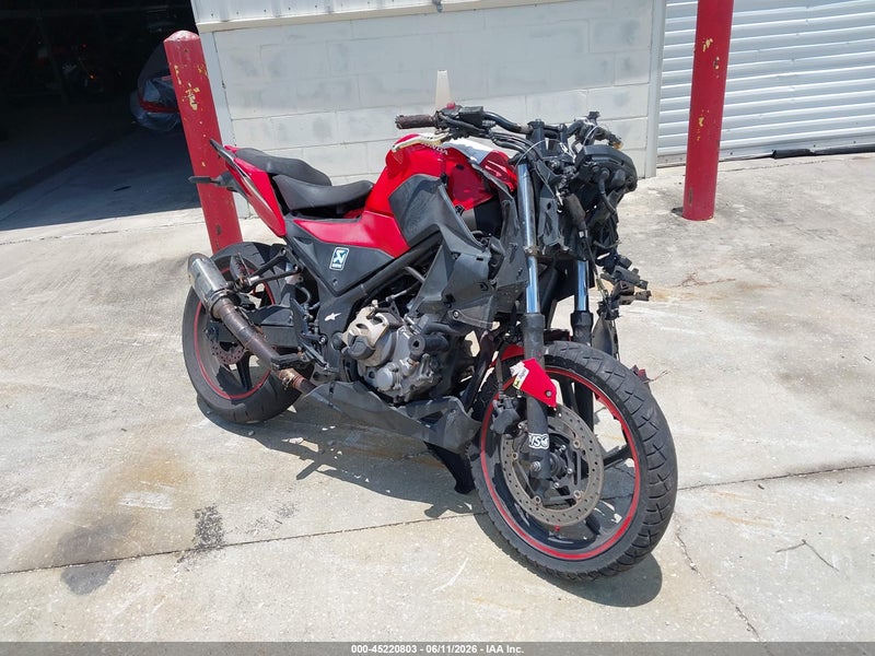 2015 Honda Cb300 F Red vin: MLHNC521XF5101006