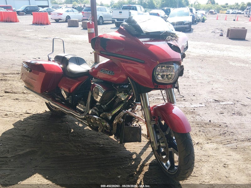 2025 Harley-davidson Flhx   Red vin: 1HD1KB718SB645350