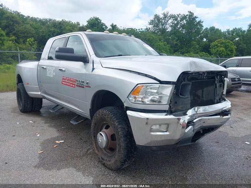 2013 Ram 3500 Big Horn Silver vin: 3C63RRLL2DG611184