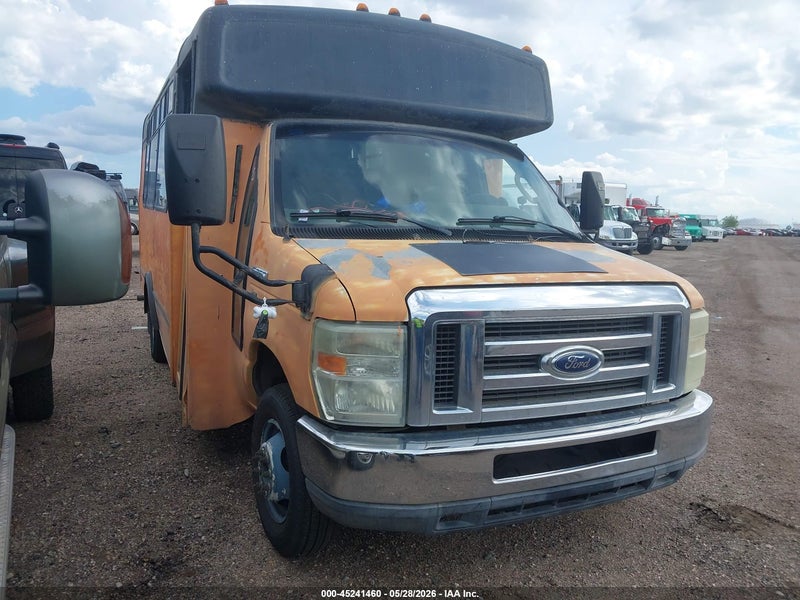 2009 Ford E-350 Cutaway   vin: 1FDEE35L19DA13823