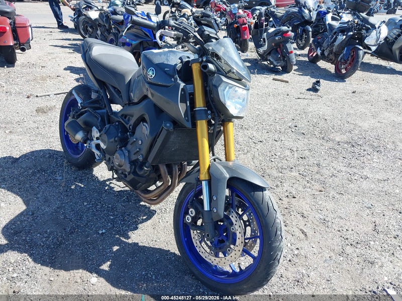 2014 Yamaha Fz09 C Black vin: JYARN33Y6EA000884