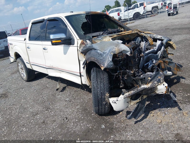 2009 Ford F-150   White vin: 1FTPW14V59FA05567