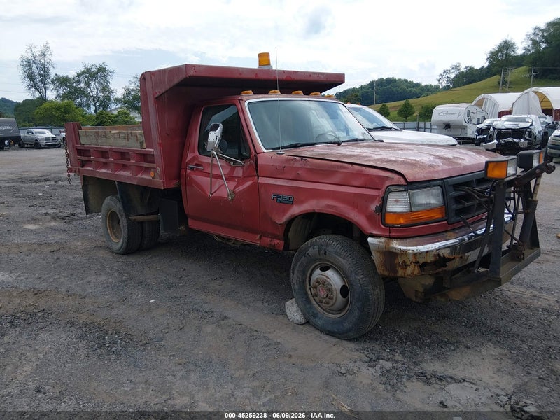 1994 Ford F350   Red vin: 1FDKF38M5RNA18117