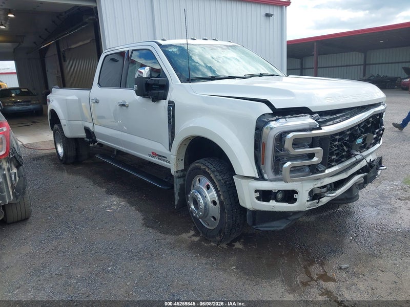 2024 Ford F-450 Platinum White vin: 1FT8W4DMXREE74186