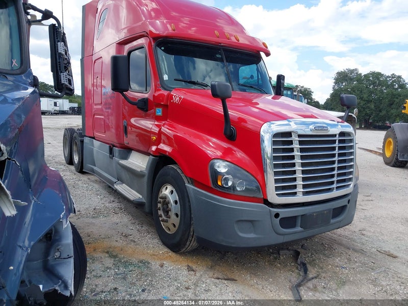 2015 Freightliner Cascadia 125   vin: 3AKJGLD55FSGP3011