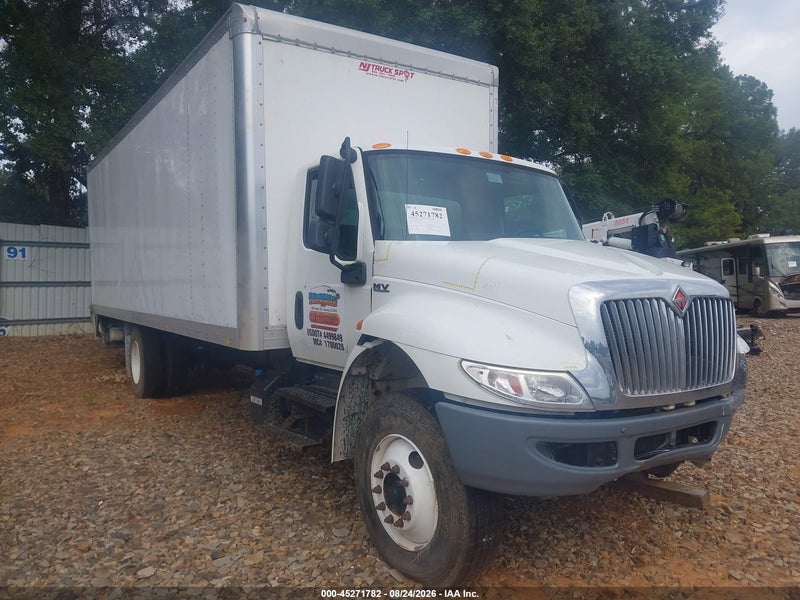 2020 International Mv   White vin: 1HTEUMML4LH866220