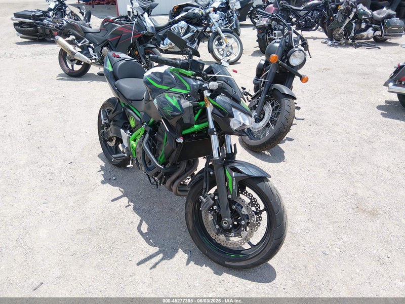 2025 Kawasaki Er650 N Black vin: ML5EREN13SDAE6596