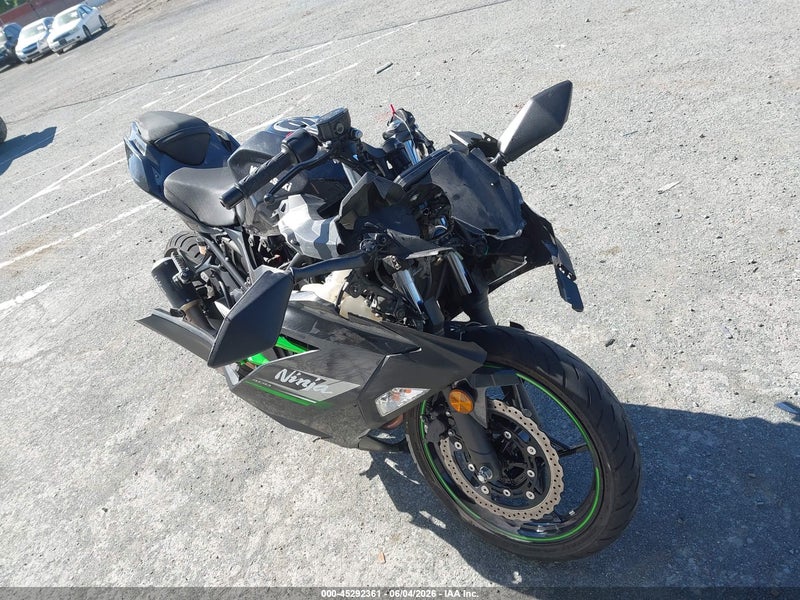 2023 Kawasaki Ex400   Черный vin: JKAEXKH10PDAN4215