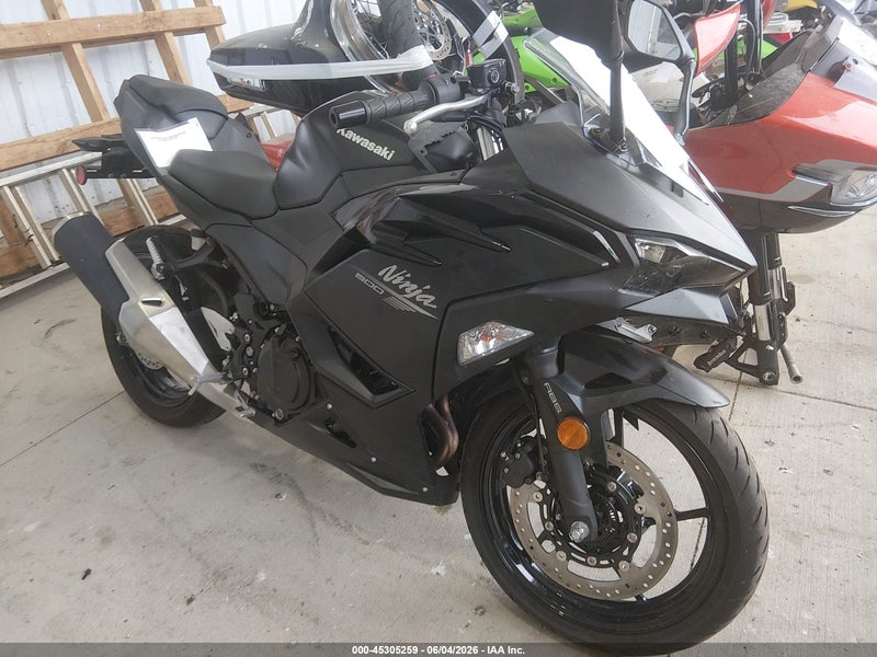 2026 Kawasaki Ex500   Black vin: ML5EXGG17TDA92419