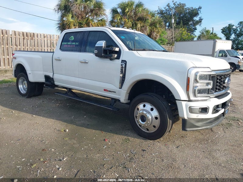 2024 Ford F-450 Limited White vin: 1FT8W4DMXREE05966