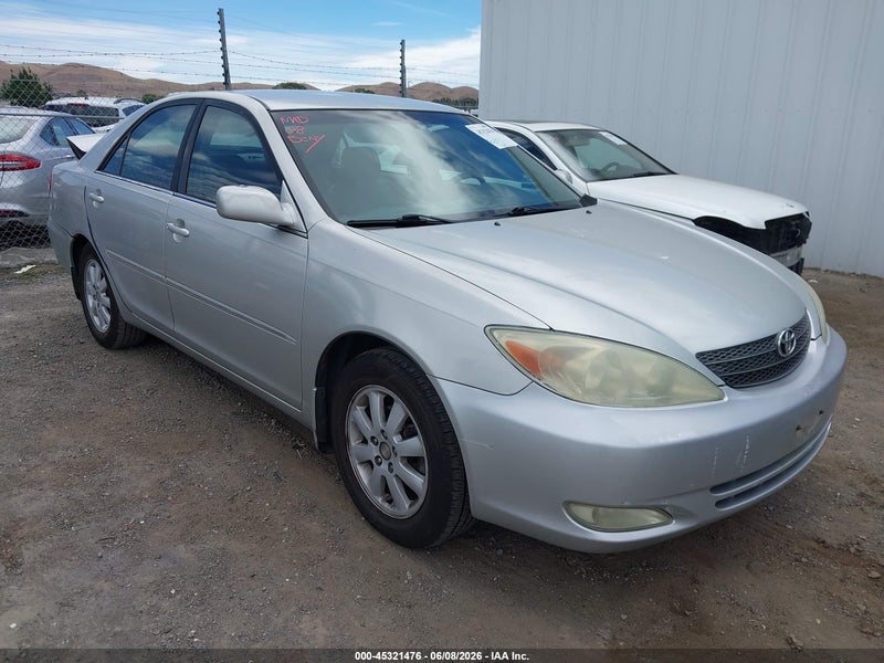 2004 Toyota Camry Xle vin: 4T1BE32KX4U927091