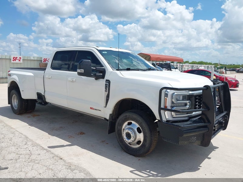 2024 Ford F-350 Lariat White vin: 1FT8W3DM8REF17210
