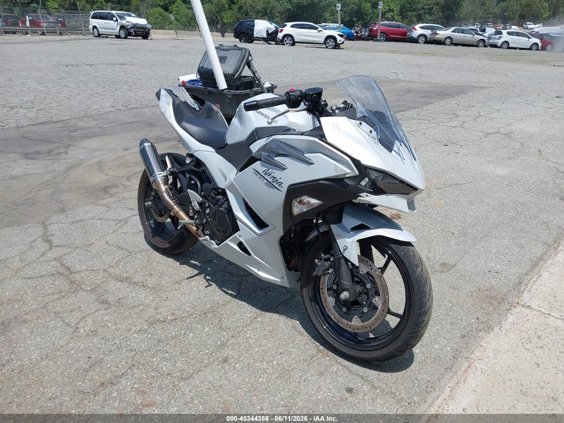 2025 Kawasaki Ex500 H Серебряный vin: ML5EXGH1XSDA37444