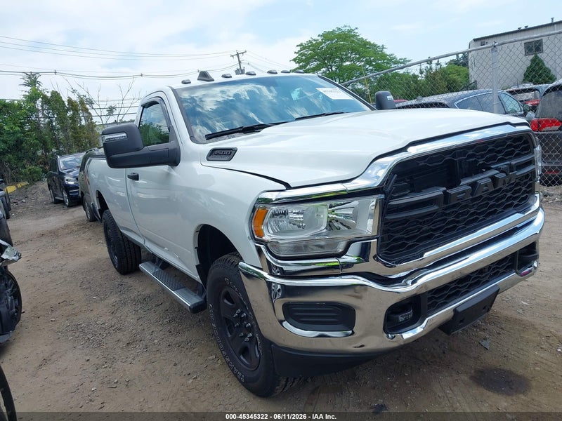 2024 Ram 3500 Tradesman  4x4 8' Box White vin: 3C63R3AJXRG272244