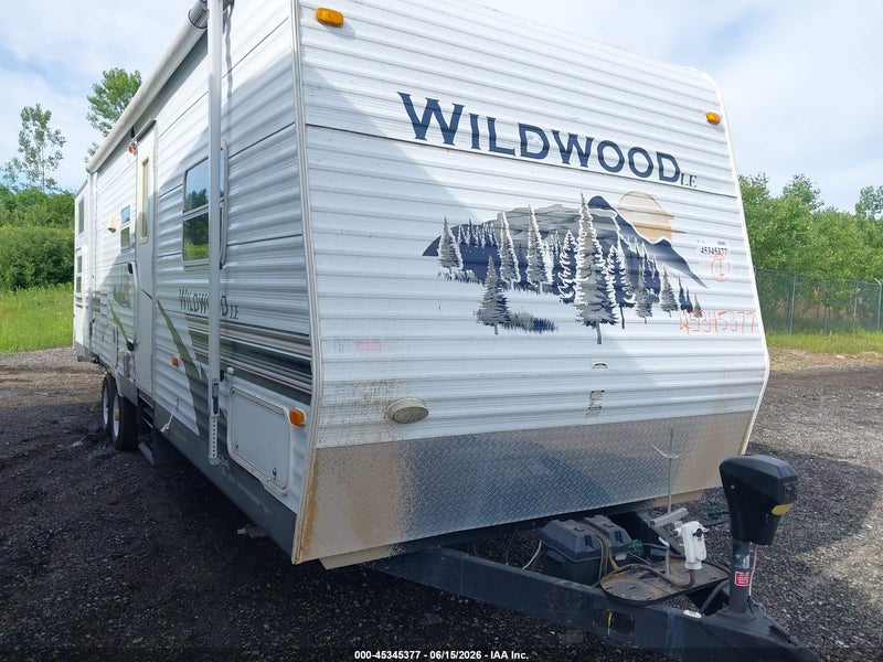 2008 Forest River Wildwood   White vin: 4X4TWDG228A241732
