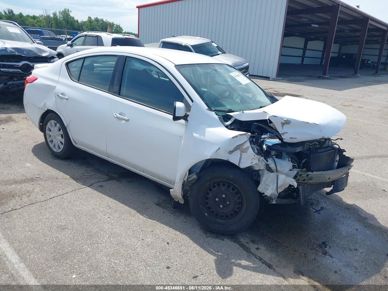 2014 Nissan Versa 1.6 Sv vin: 3N1CN7AP0EL862733