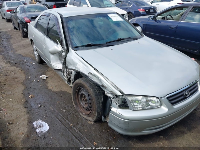 2001 Toyota Camry Le Silver vin: 4T1BG22KX1U112535
