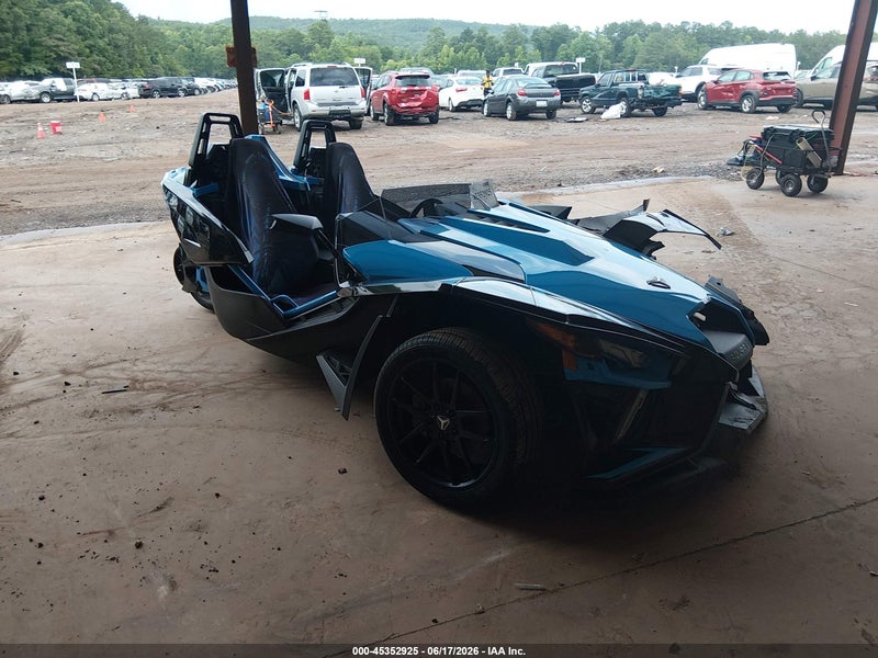 2020 Polaris Slingshot   Синий vin: 57XAARHB7L8139227