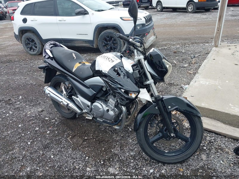 2013 Suzuki Gw250   Black vin: LC6GJ55F1D1101050