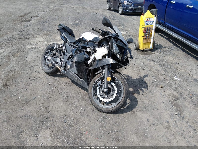 2014 Kawasaki Ex300 A Black vin: JKAEX8A1XEA002017