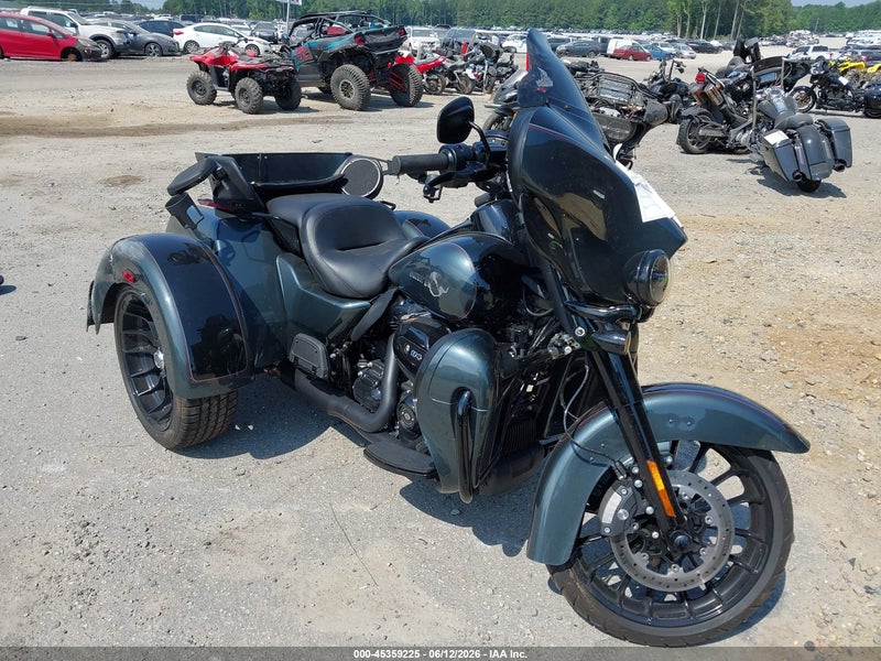 2025 Harley-davidson Flhtcutg   Gray vin: 1HD1MAF13SB855165