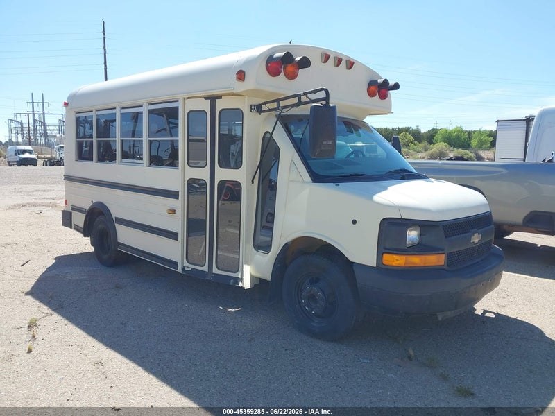 2003 Chevrolet Bus Express Cutaway   Yellow vin: 1GBJG31U031153628
