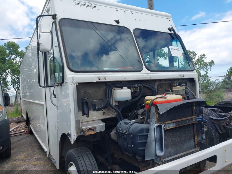 2013 Freightliner Chassis M Line Walk-in Van vin: 4UZAC3DV7DCFF6811