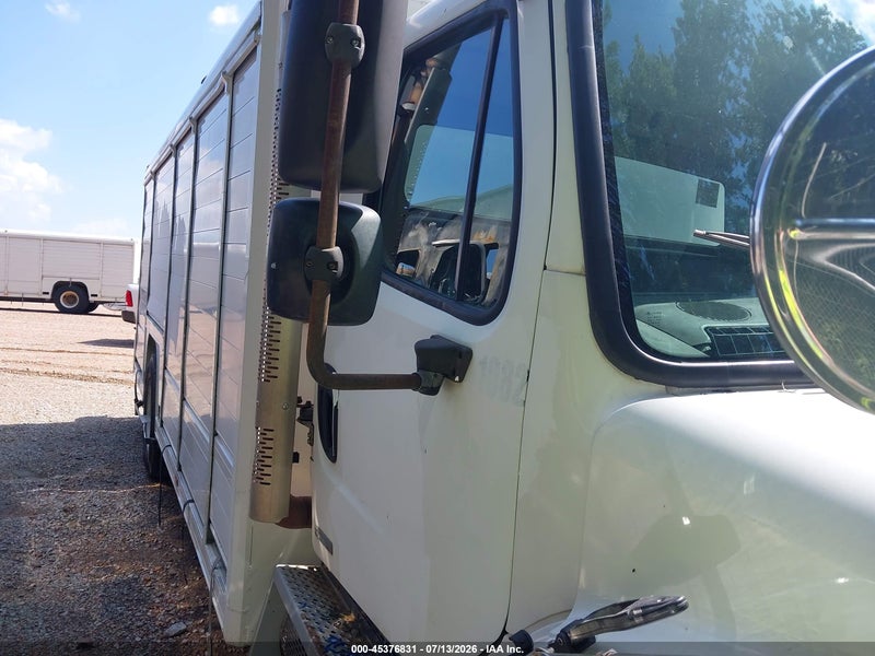 2008 Freightliner M2 106 Medium Duty vin: 1FVACWDT88HAC0094