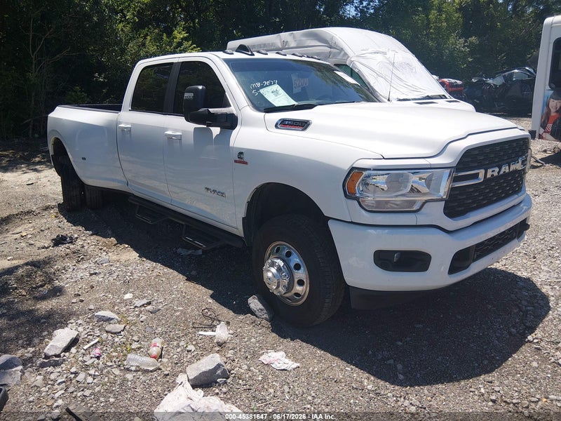 2024 Ram 3500 Big Horn  4x4 8' Box White vin: 3C63RRHL7RG207099
