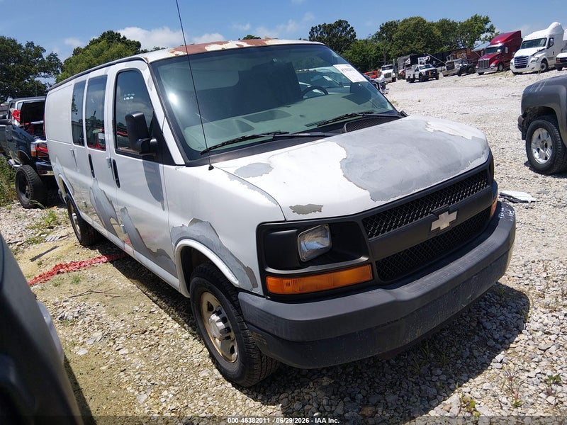 2008 Chevrolet Express Cargo Van Work Van vin: 1GCHG39K281170211