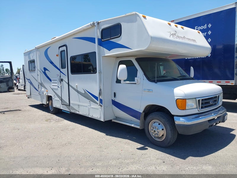 2006 Ford E-450 Cutaway   Белый vin: 1FDXE45S06DA05603