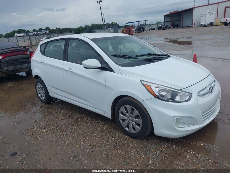2017 Hyundai Accent Se White vin: KMHCT5AEXHU336699