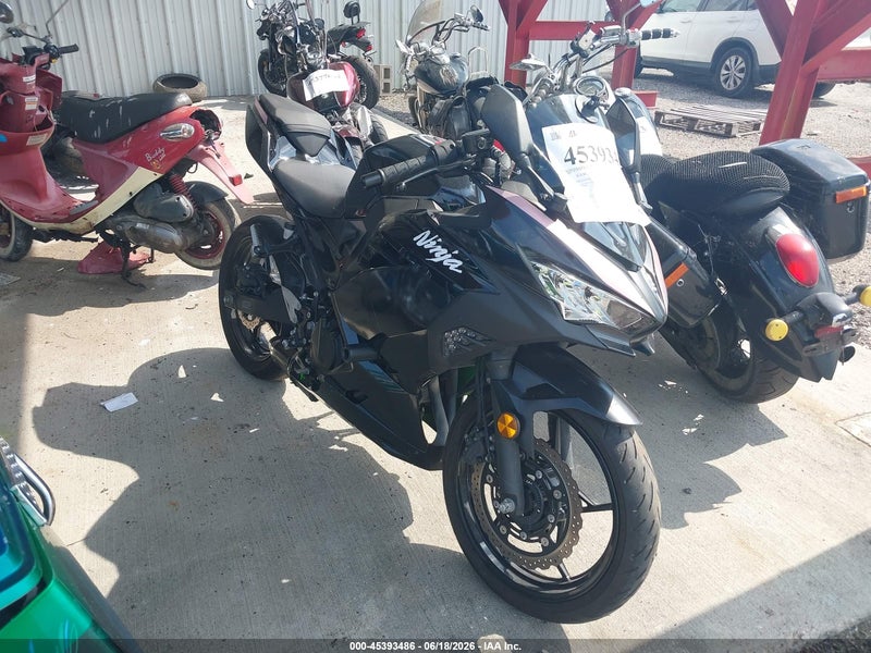 2023 Kawasaki Ex400   Black vin: JKAEXKG14PDAR9482
