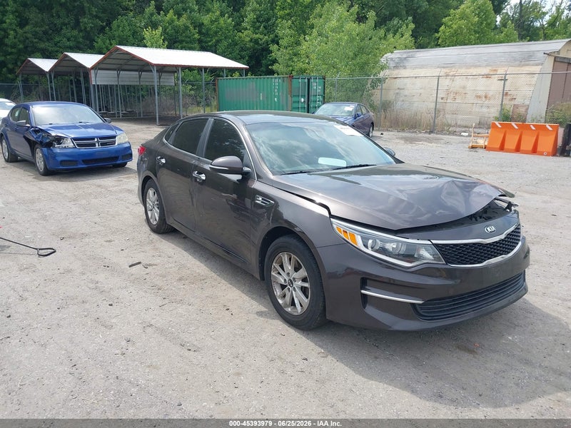2018 Kia Optima Lx vin: KNAGT4L37J5233894