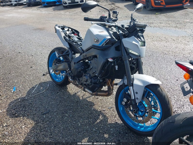 2025 Yamaha Mt09 C Gray vin: JYARN94Y9SA000780