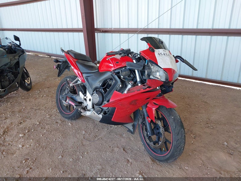 2013 Honda Cbr500 R Красный vin: MLHPC4413D5002671