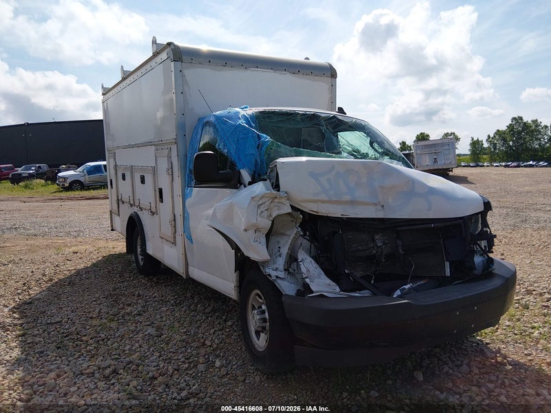2019 Chevrolet Express Cutaway 4500   Белый vin: 1GB0GRFG0K1369351