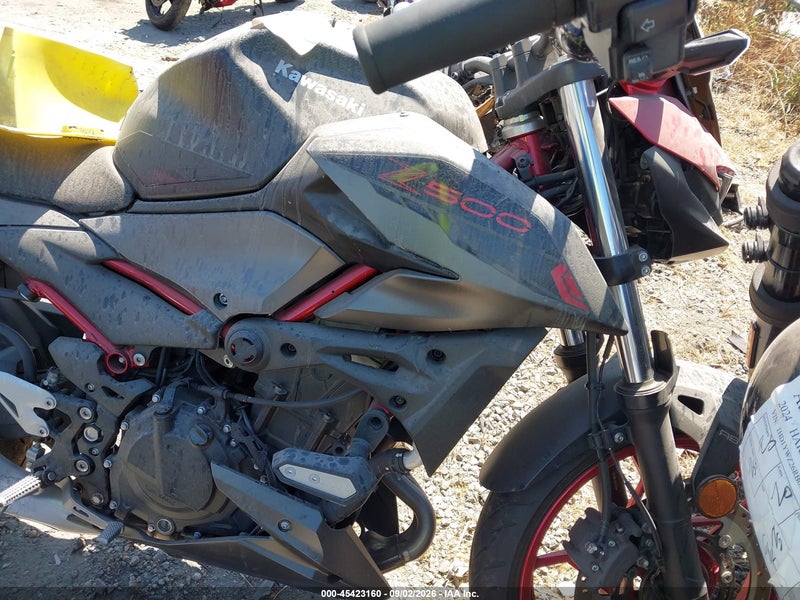 2024 Kawasaki Er500   Red vin: ML5ERGF12RDA06471
