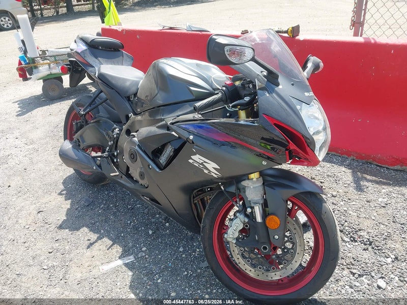 2026 Suzuki Gsx-r750   Черный vin: JS1GR7MA1T7101229