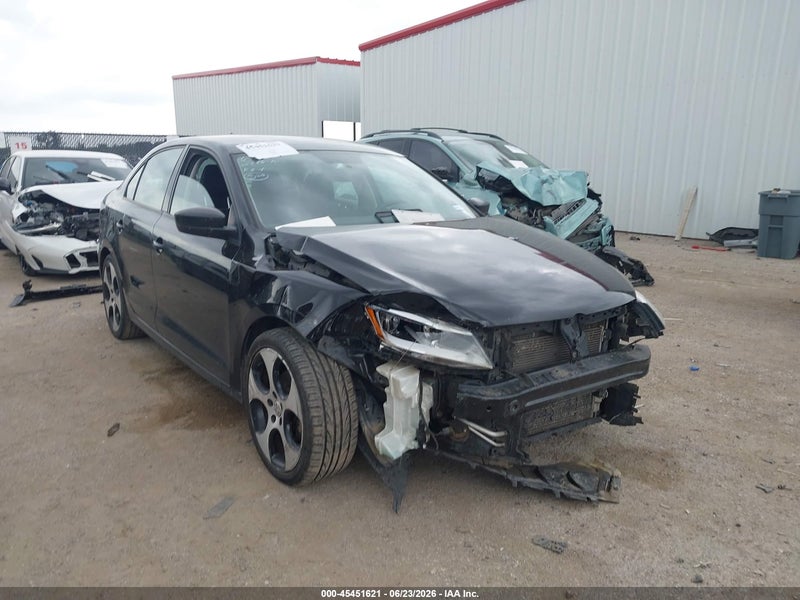 3VW267AJ1GM370627