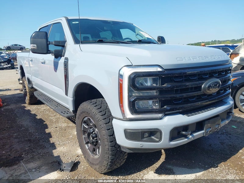 2024 Ford F-250 Lariat Blue vin: 1FT8W2BN4REC93598