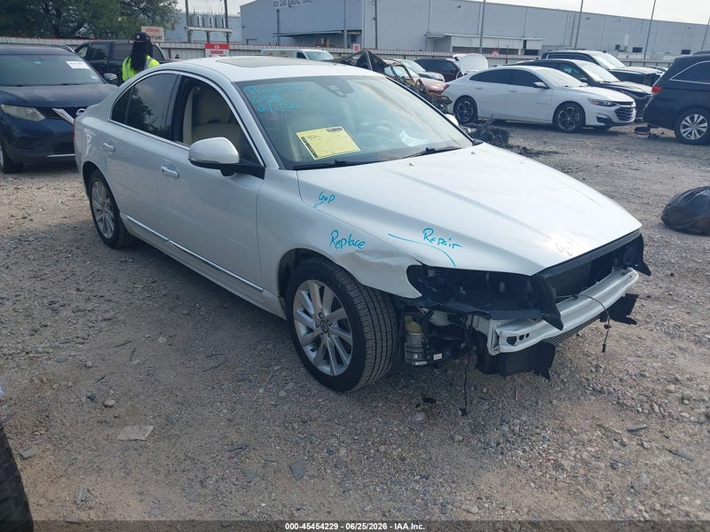 YV126MAD2F1184595
