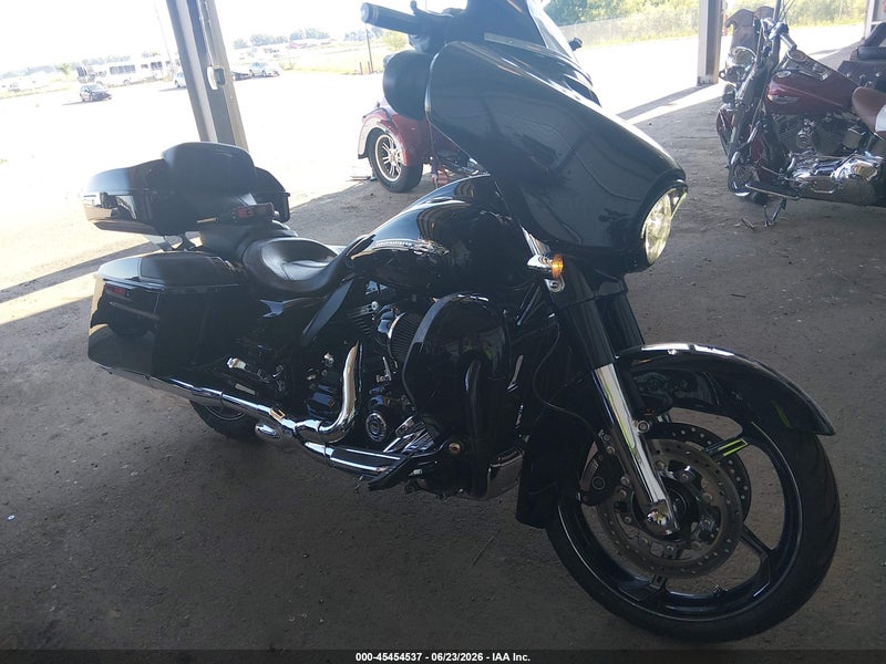 2016 Harley-davidson Flhxse Cvo Street Glide Black vin: 1HD1PXN14GB950546