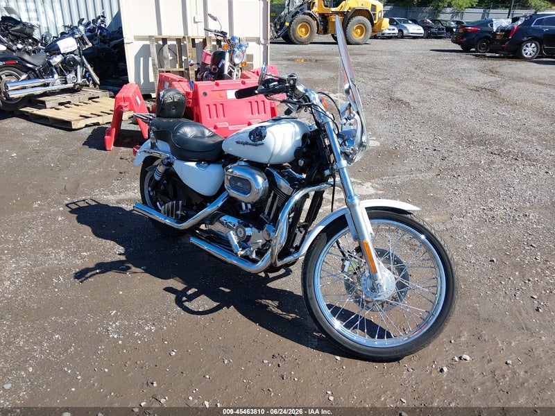 2006 Harley-davidson Xl1200 C White vin: 1HD1CGP136K439871