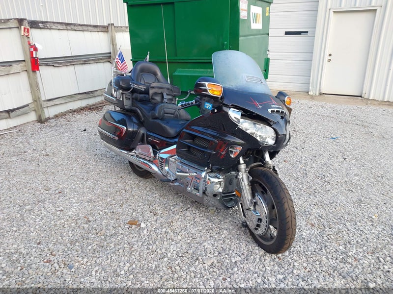2010 Honda Gl1800   Черный vin: 1HFSC47G5AA900842