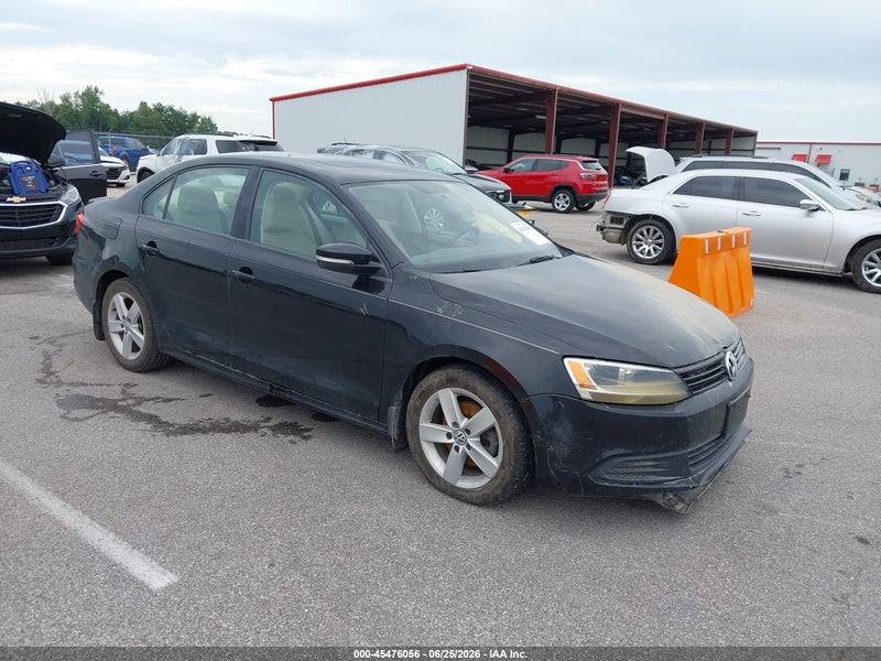 3VWLL7AJ0BM130572