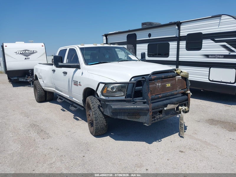 2013 Ram 3500 Tradesman Белый vin: 3C63RRGLXDG559507