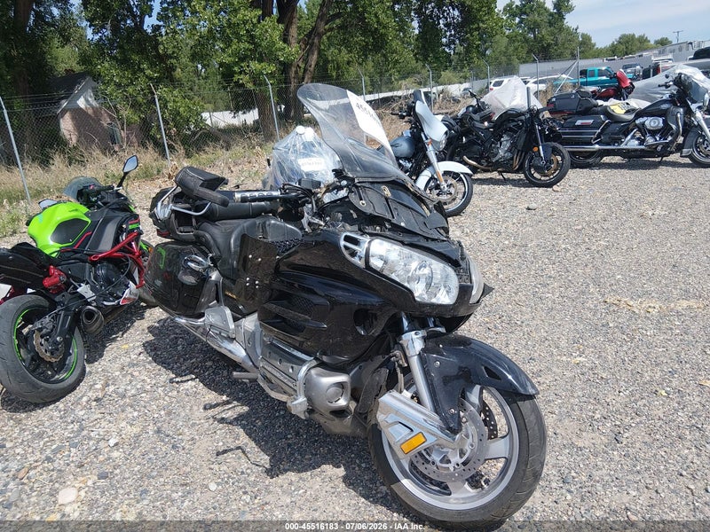 2002 Honda Gl1800   Black vin: 1HFSC47022A102089