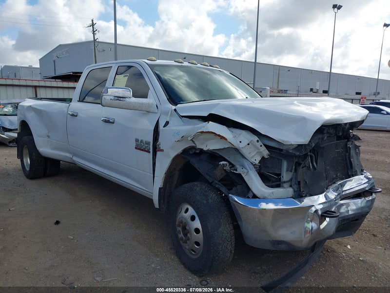 2017 Ram 3500 Tradesman  4x4 8' Box White vin: 3C63RRGL4HG631694